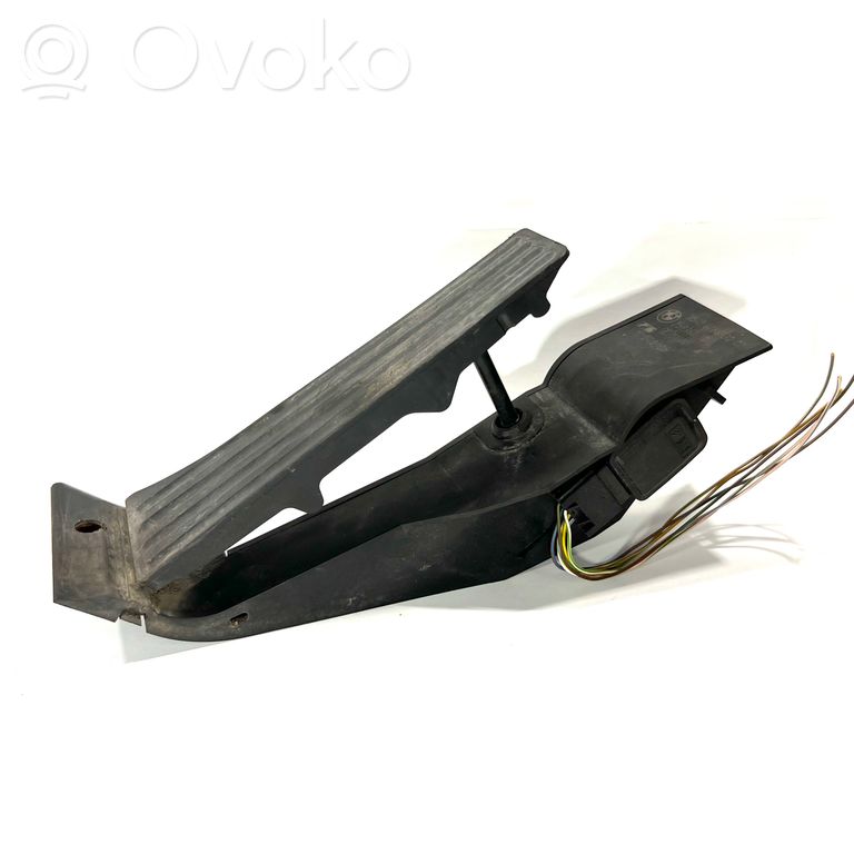 Electric accelerator pedal/sensor