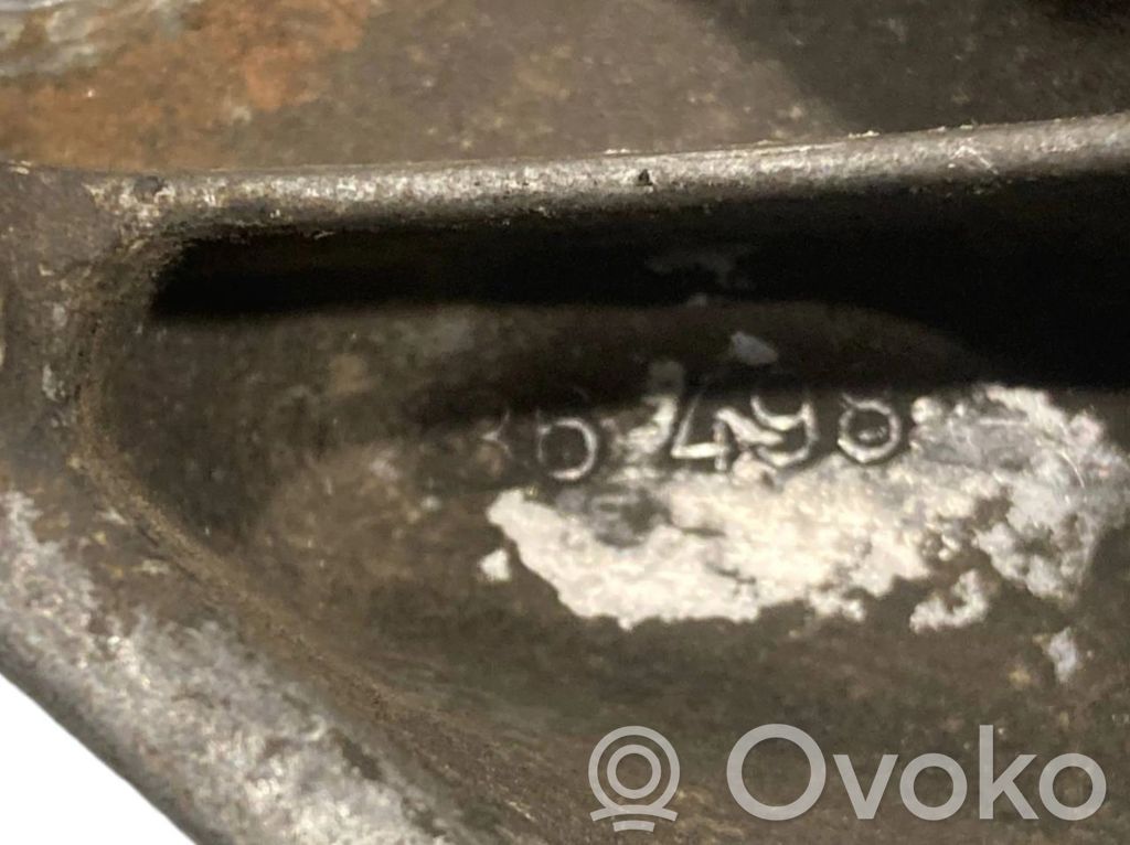 Кронштейн крепления трансмиссии