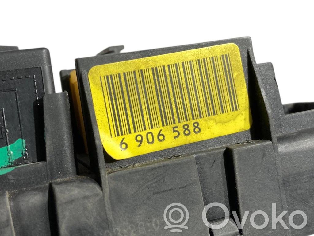 Блок предохранителей