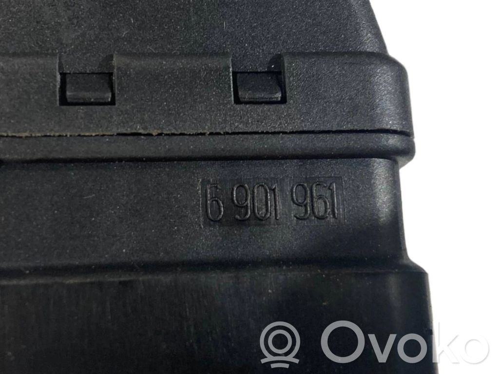 Ignition switch contacts