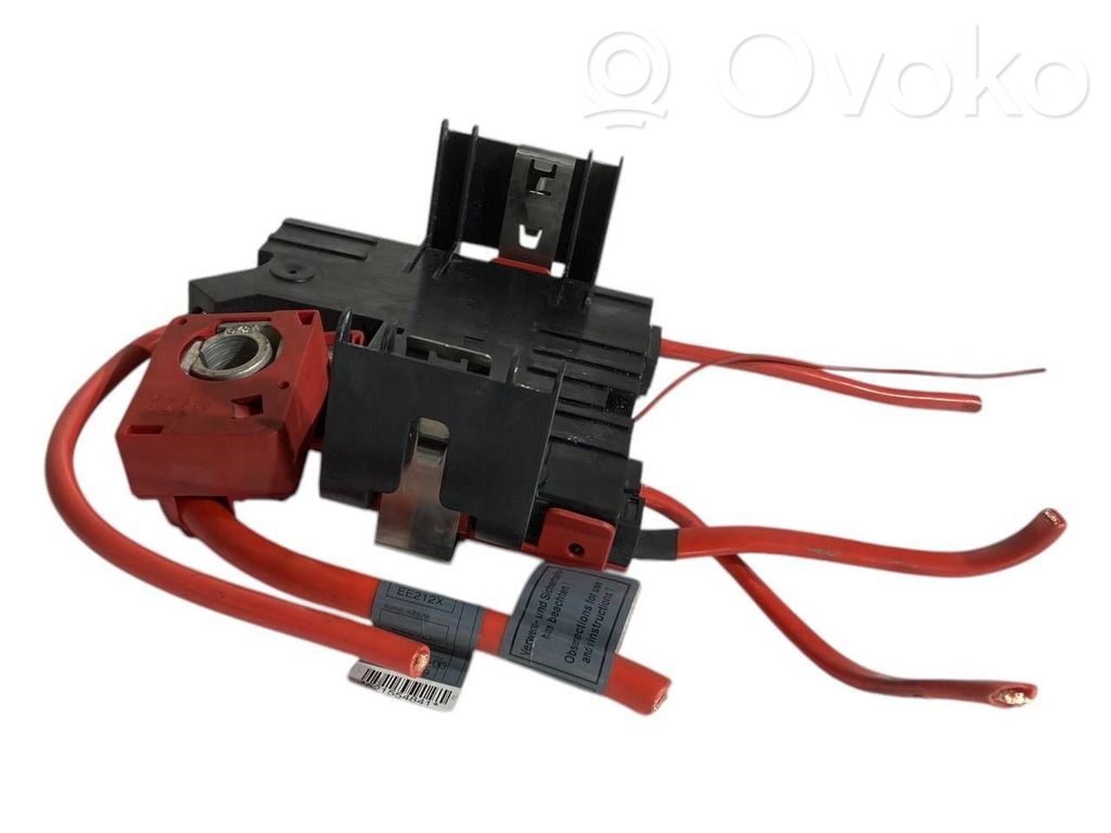 Positive wire connection assembly