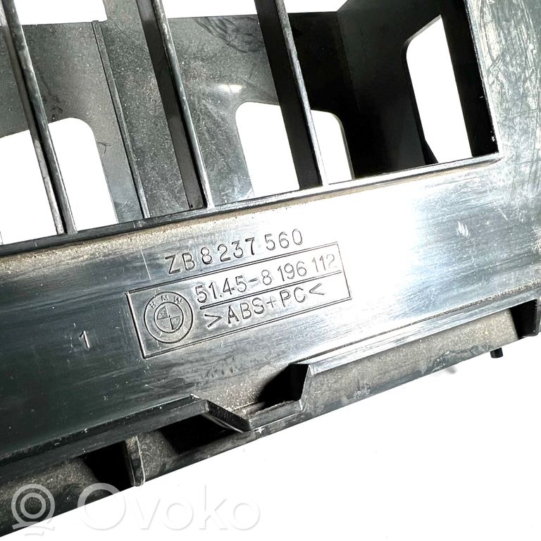 Radio/navigation decorative trim