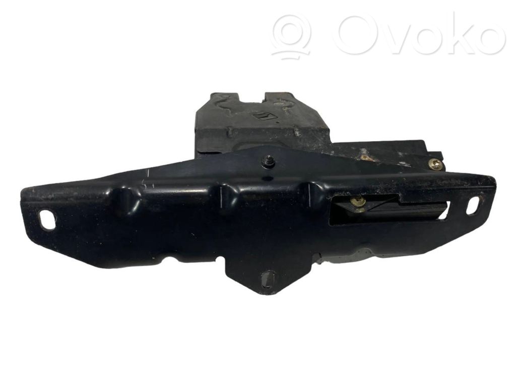 Rear cover lock