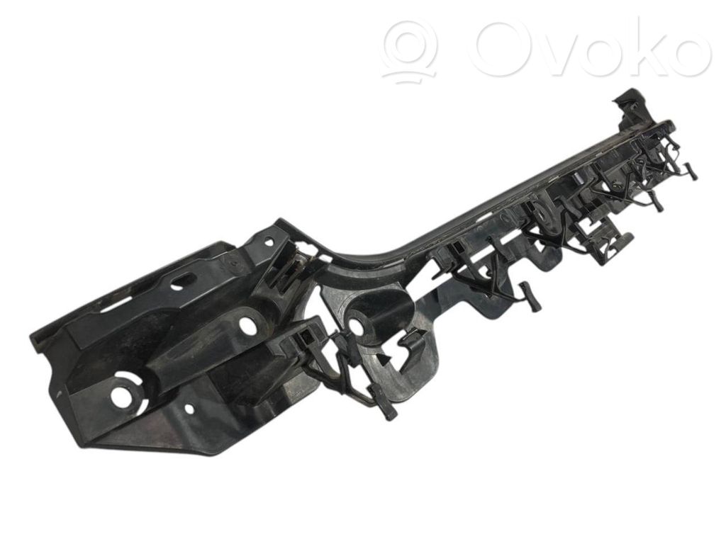 Rear bumper mounting bracket