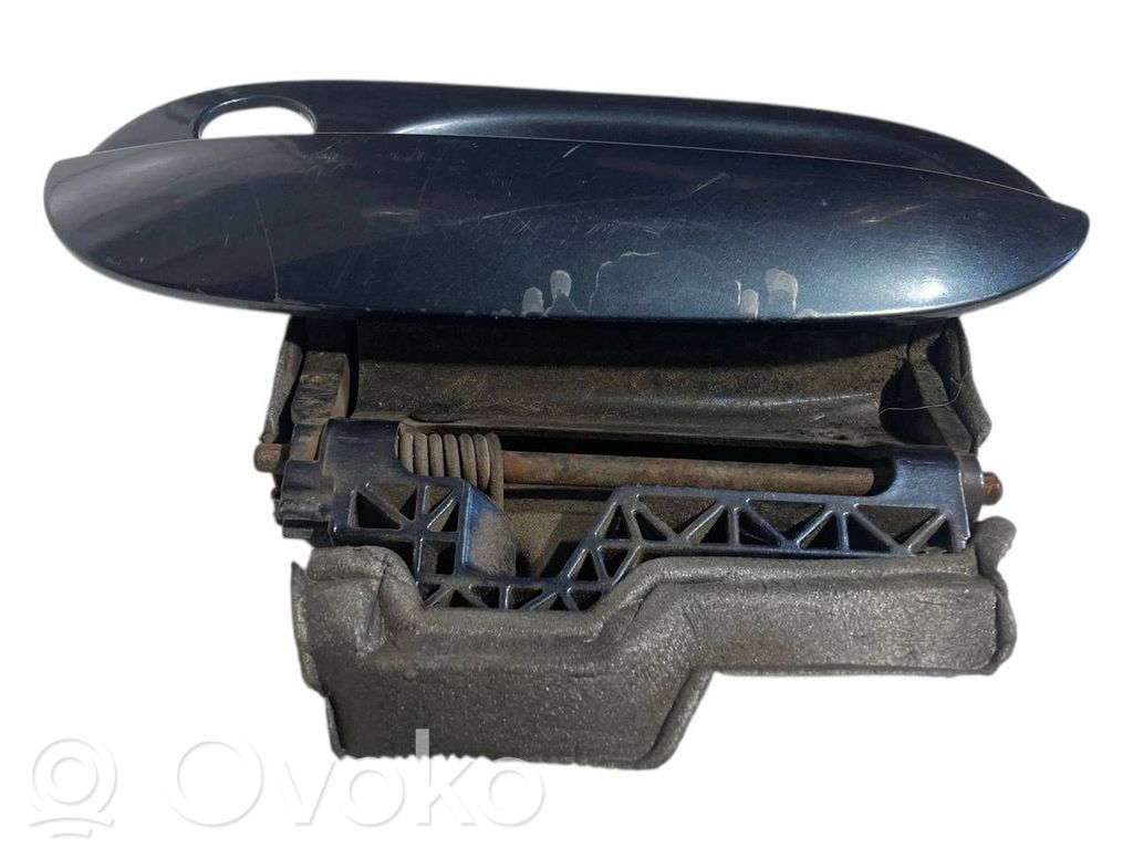 External opening handle
