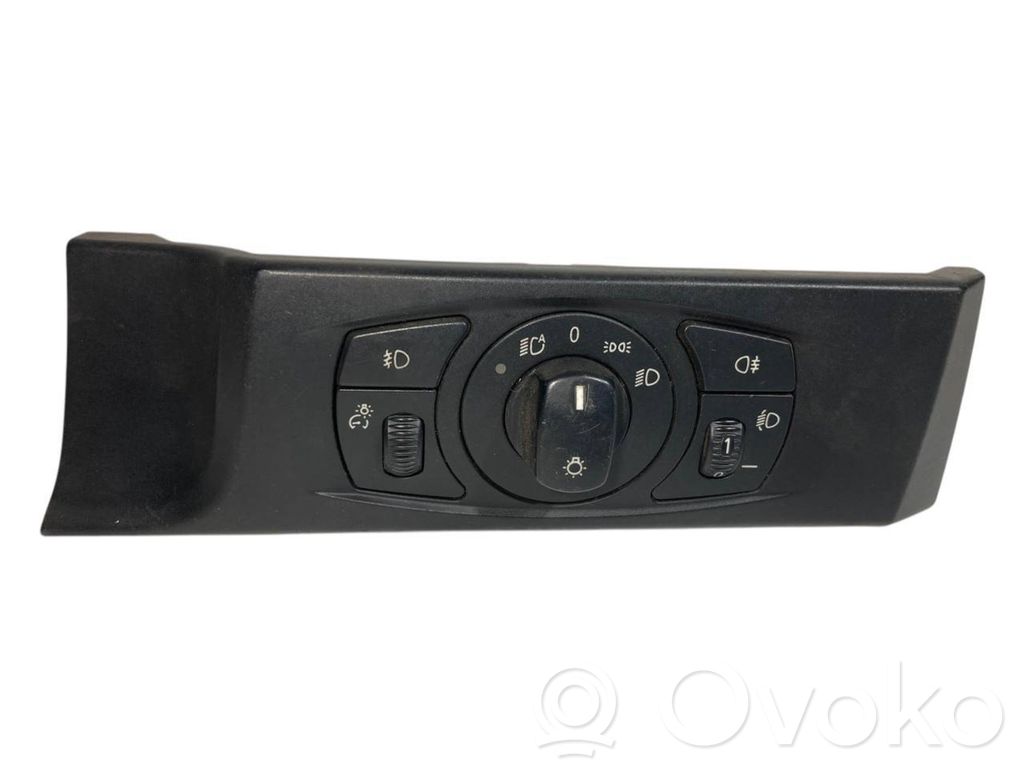 Headlight switch