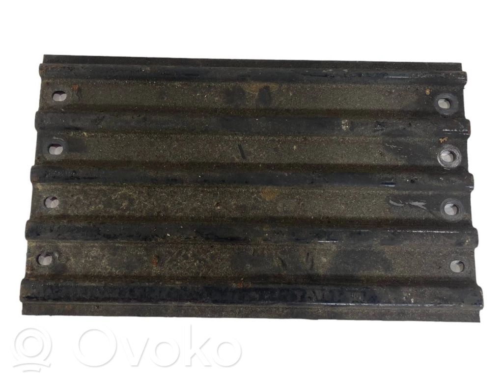 Muffler holder