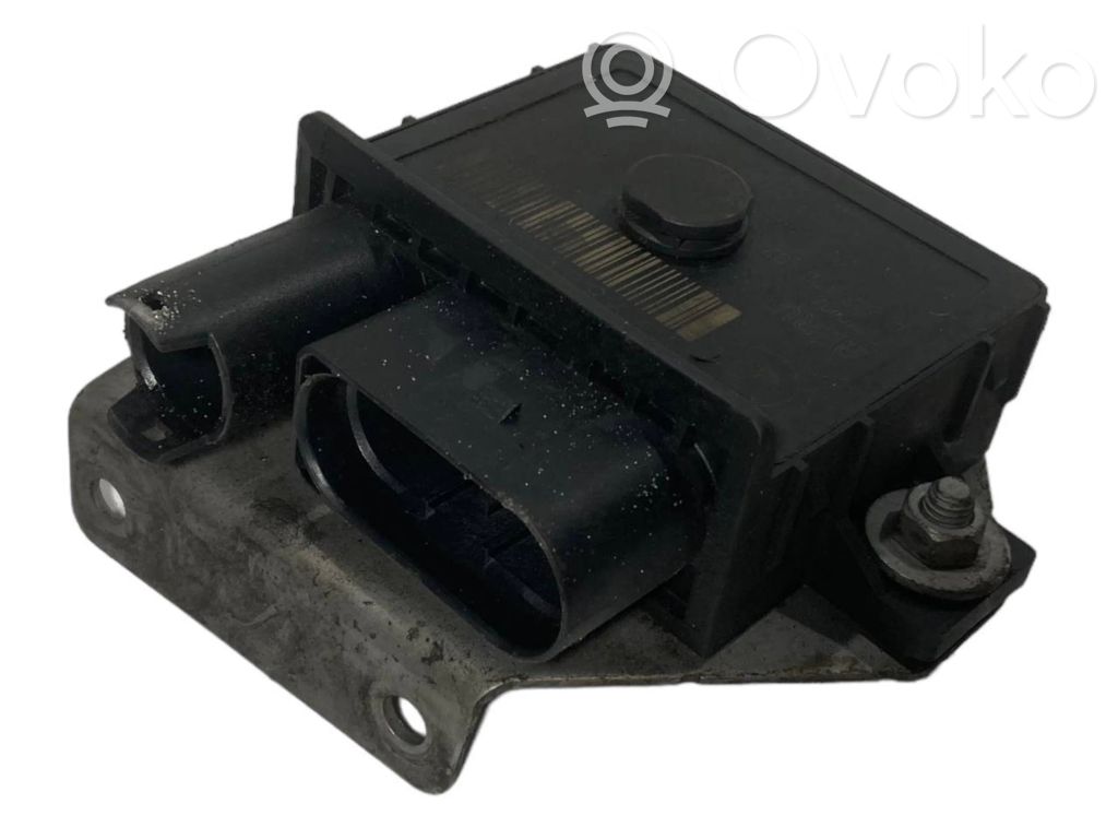 Glow plug relay