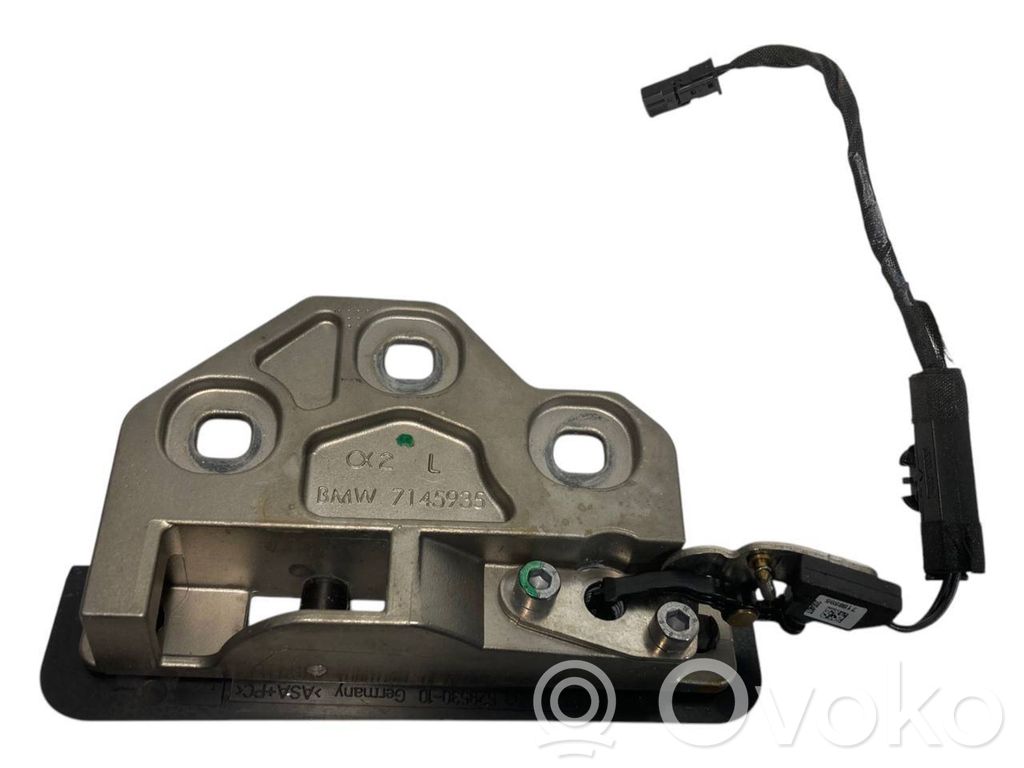 Roof lock