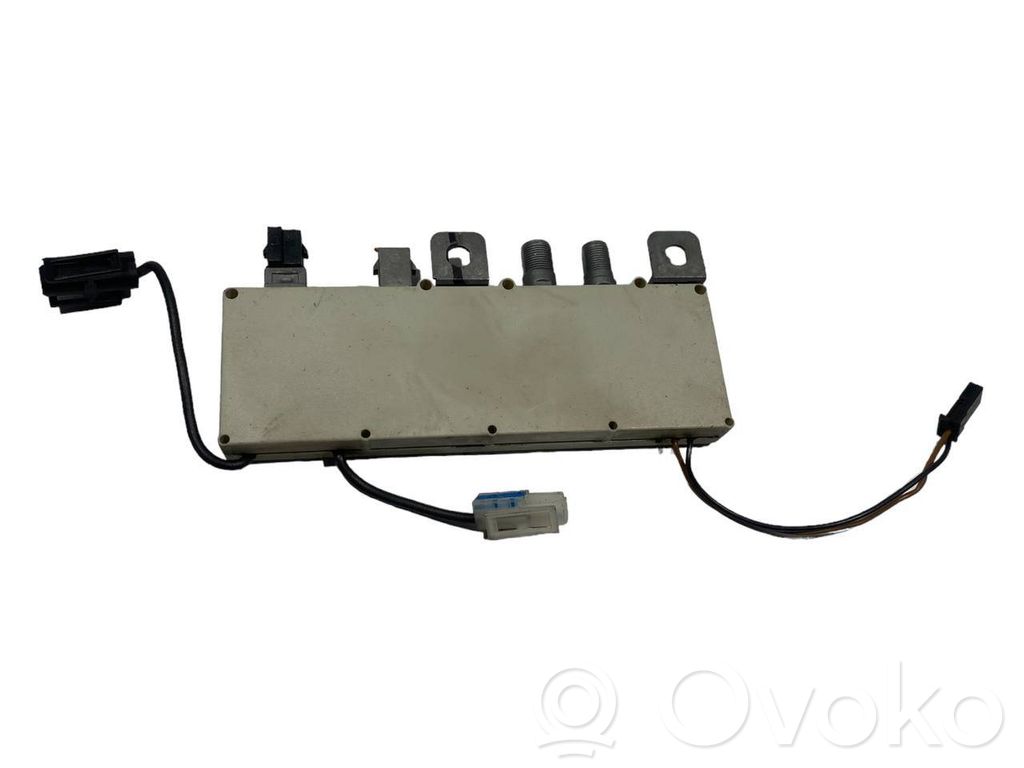 Radio antena