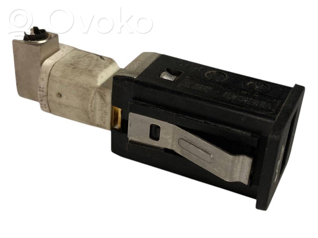 USB connector