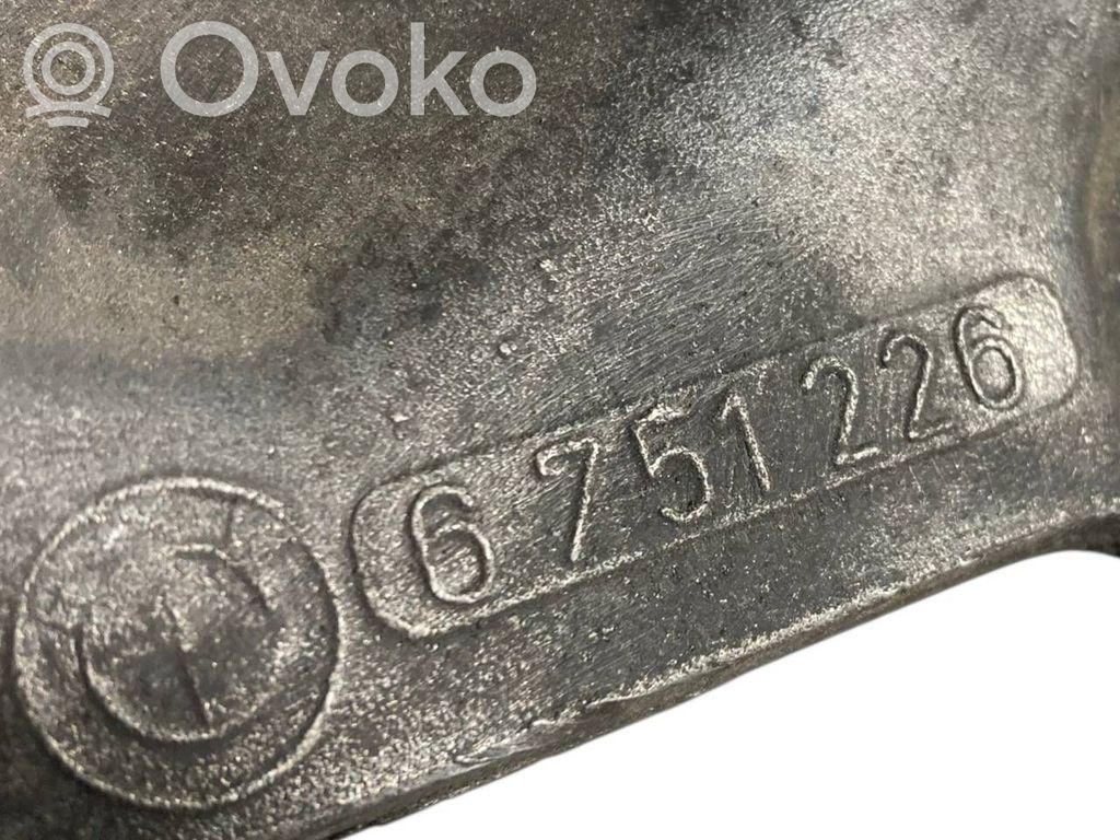 Dzinēja nostiprināšanas stiprinājums-kronšteins