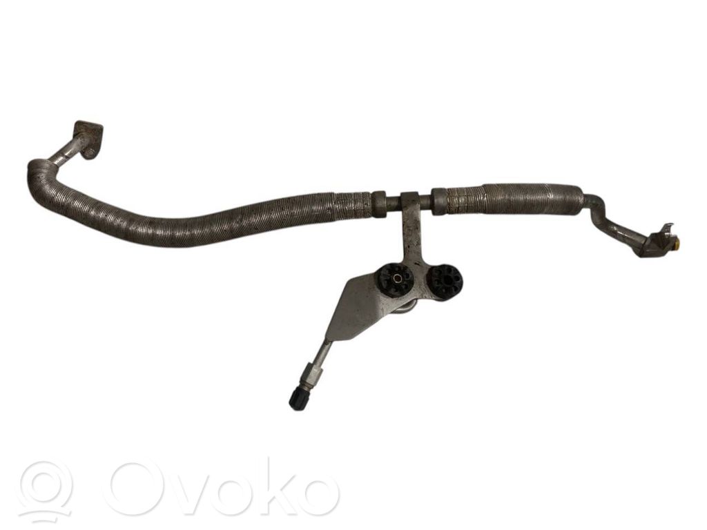 Air conditioner pipe(s) / hose(s)