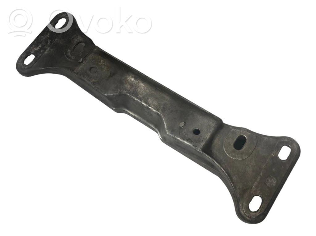 Transmission mounting bracket