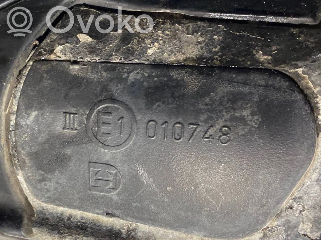 Mirror (electrically controlled)