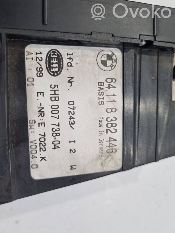 Gaisa kondicioniera / klimata kontroles / salona apsildes vadības bloks (salonā)