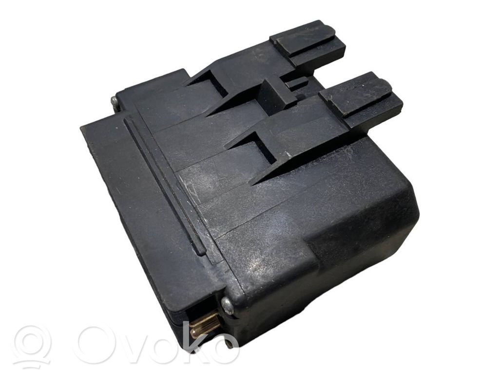 Glow plug relay