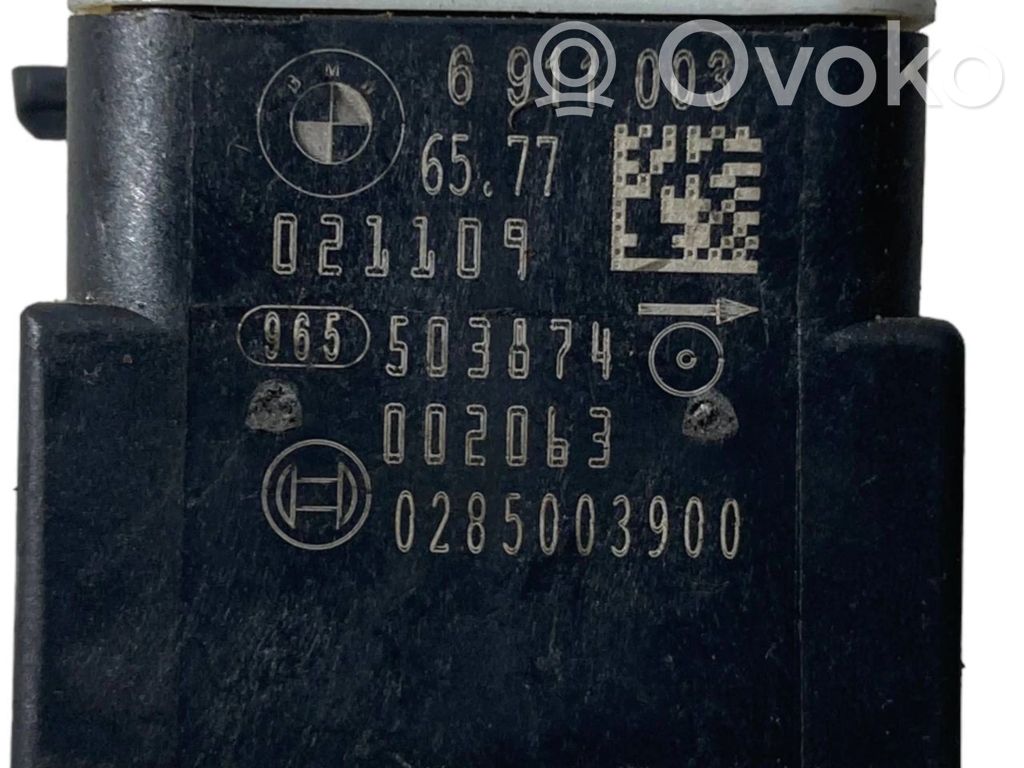 Airbag impact sensor