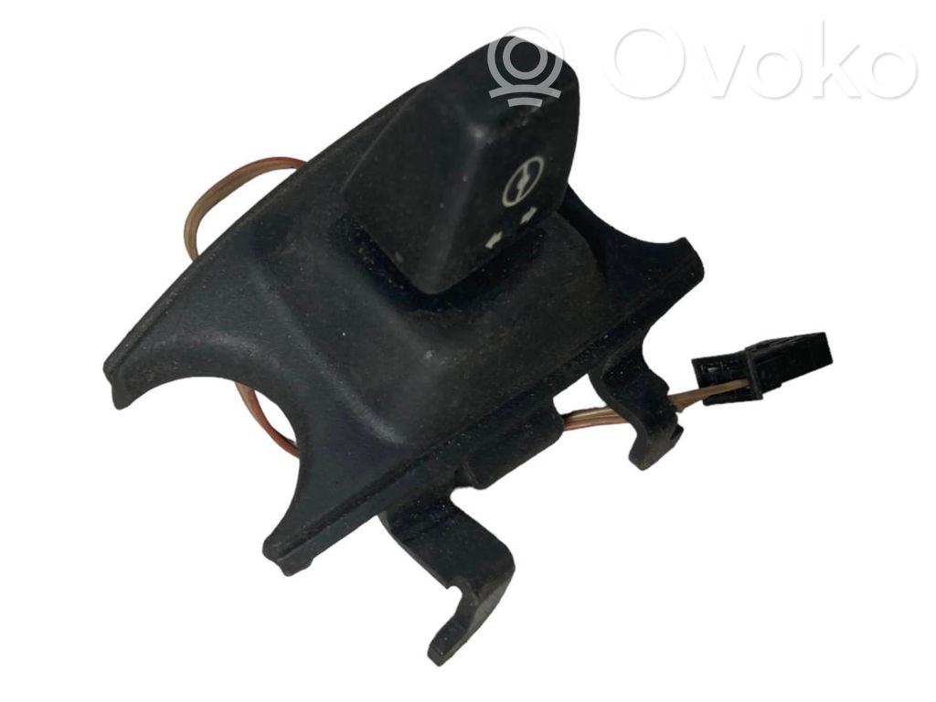 Steering wheel height control switch