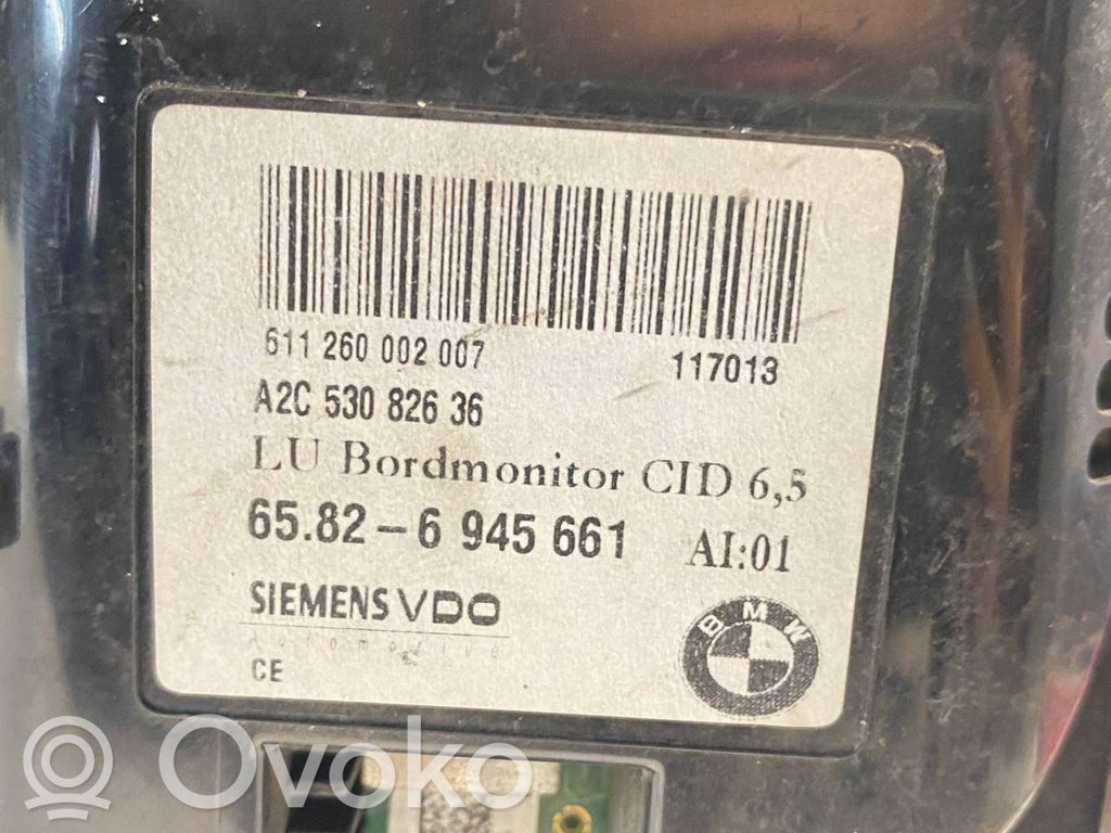 Ekrāns / displejs / mazais ekrāns