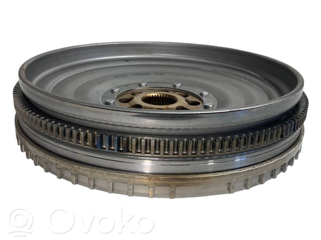 Dual mass flywheel