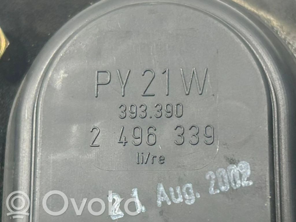 Задний фонарь в кузове