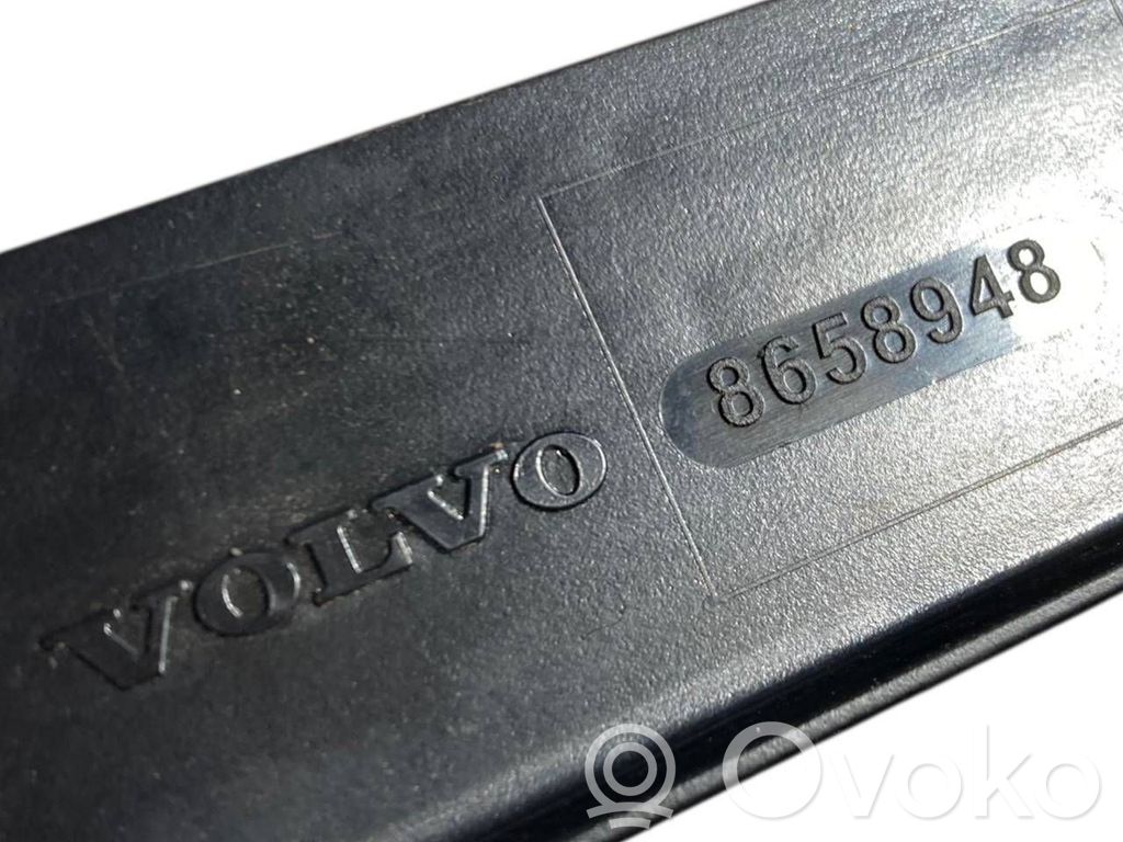 Papildu bremžu signāla lukturis