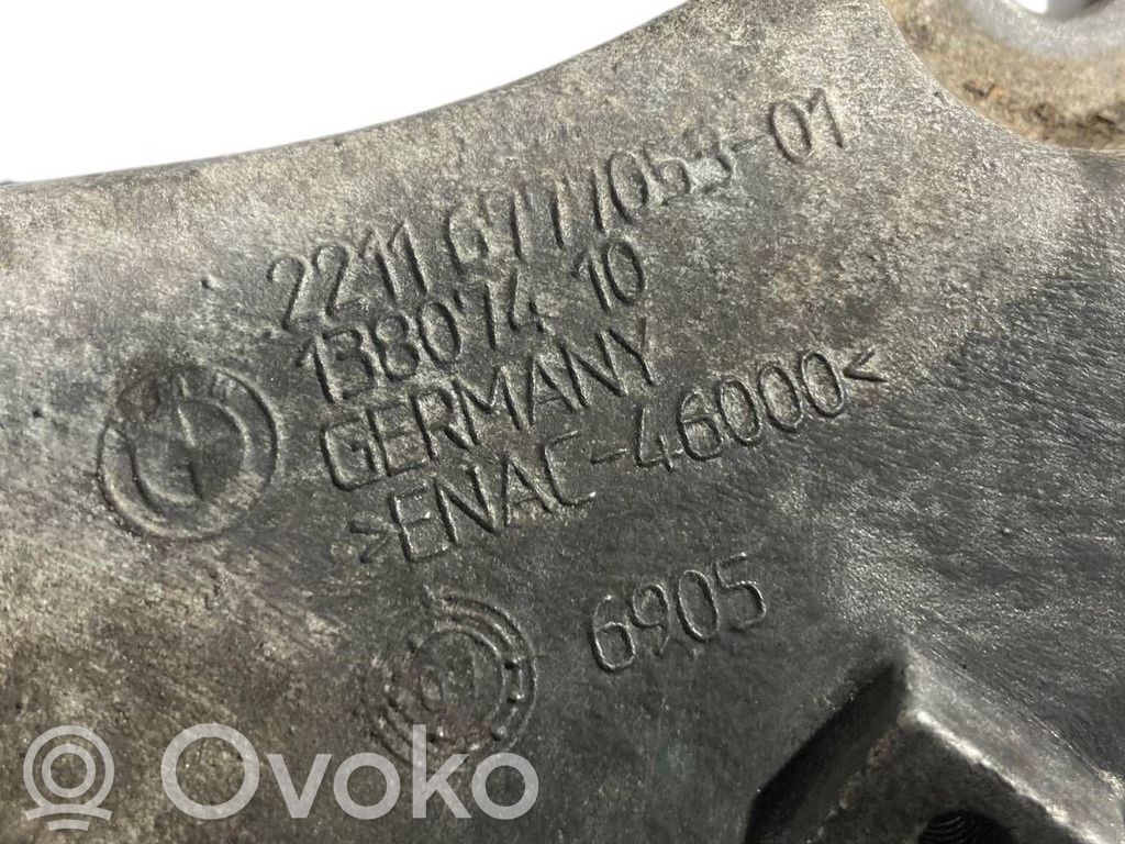 Dzinēja nostiprināšanas stiprinājums-kronšteins