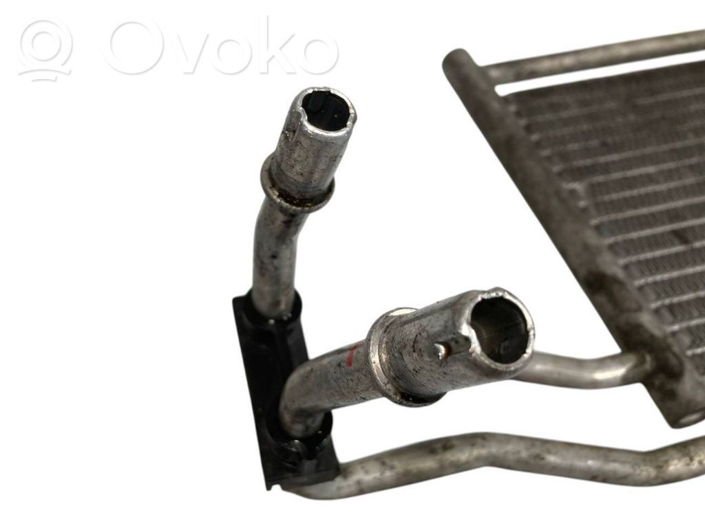 Transmisijas eļļas radiators