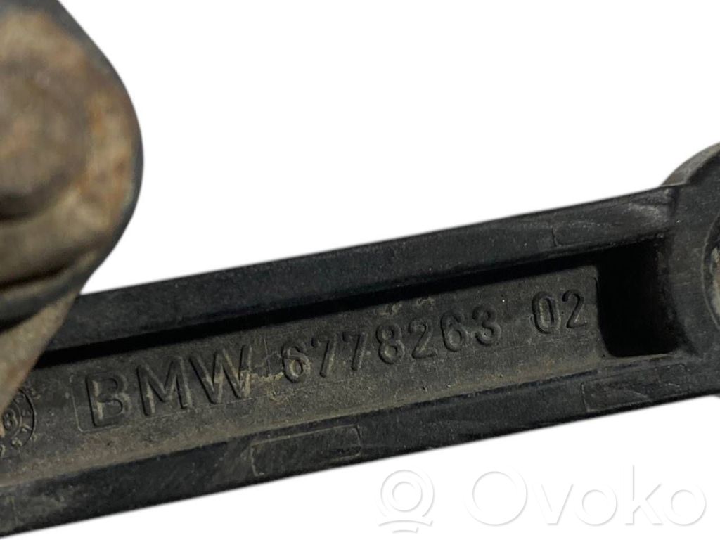 Height sensor (headlights)