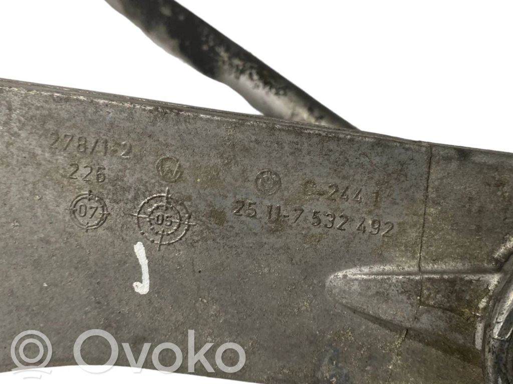 Switching mechanism (sliding mechanism)