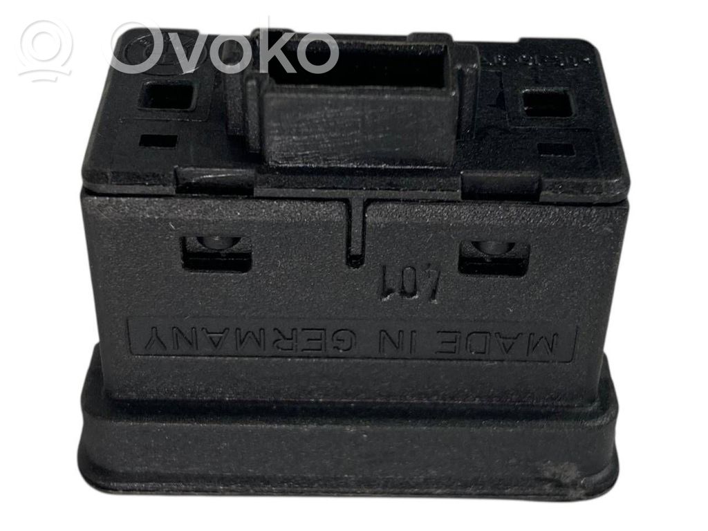 Elektrisko logu slēdzis