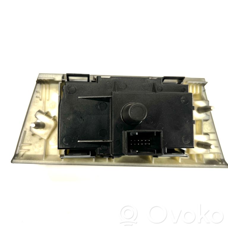 Headlight switch