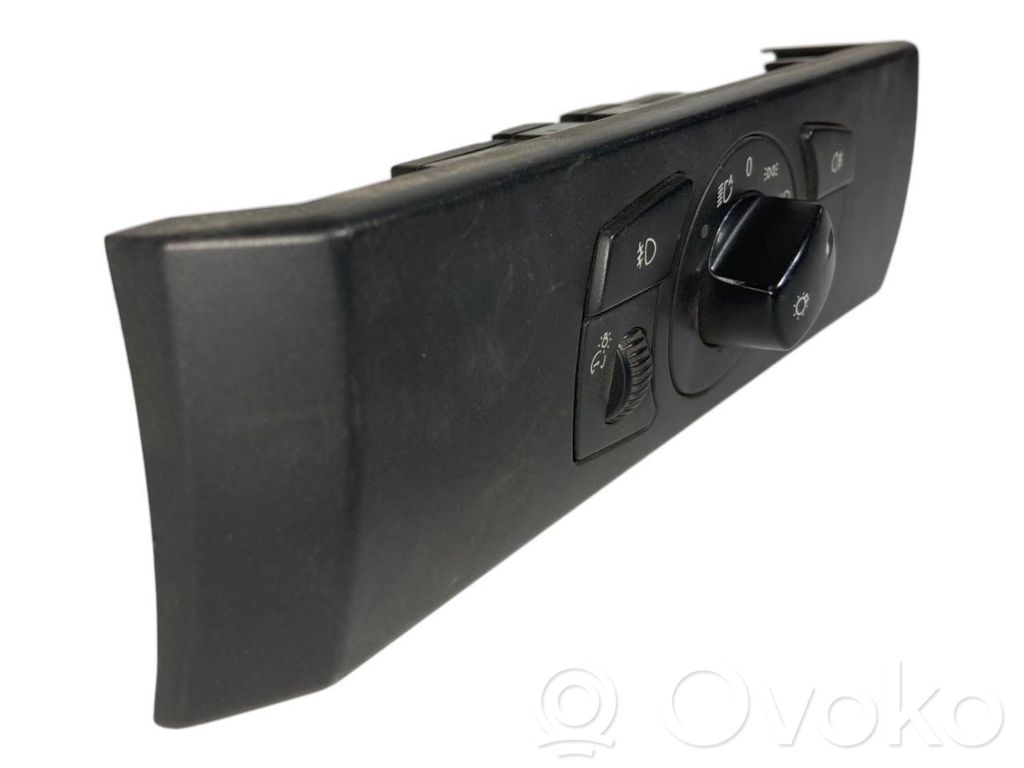 Headlight switch