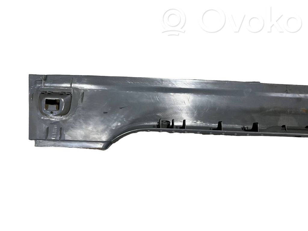 Trunk decorative trim