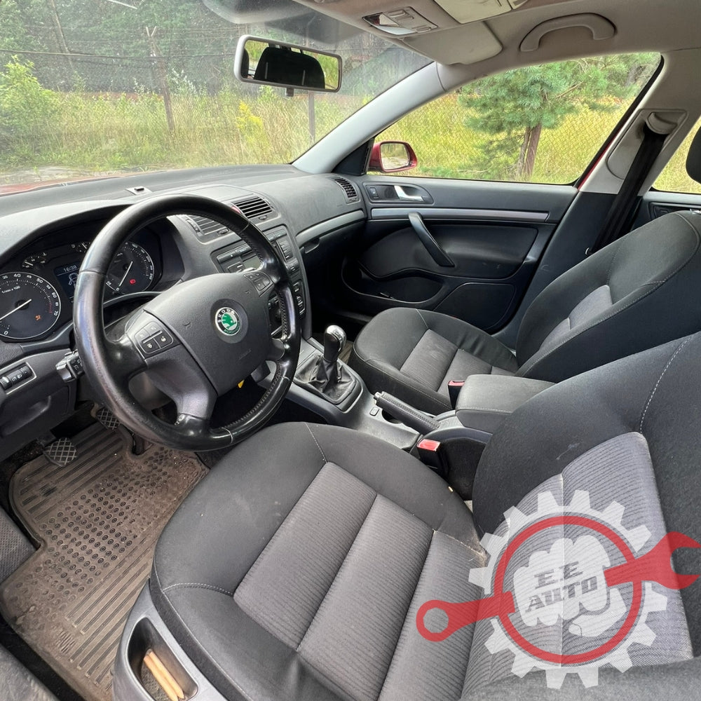 Škoda Octavia 2008 1.6 BSE (75 кВт) запасные