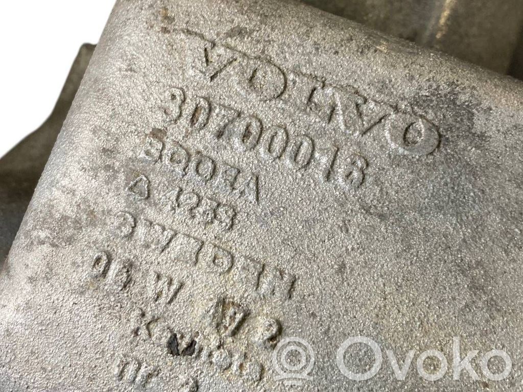 Pārnesumkārbas reduktors / razdatka