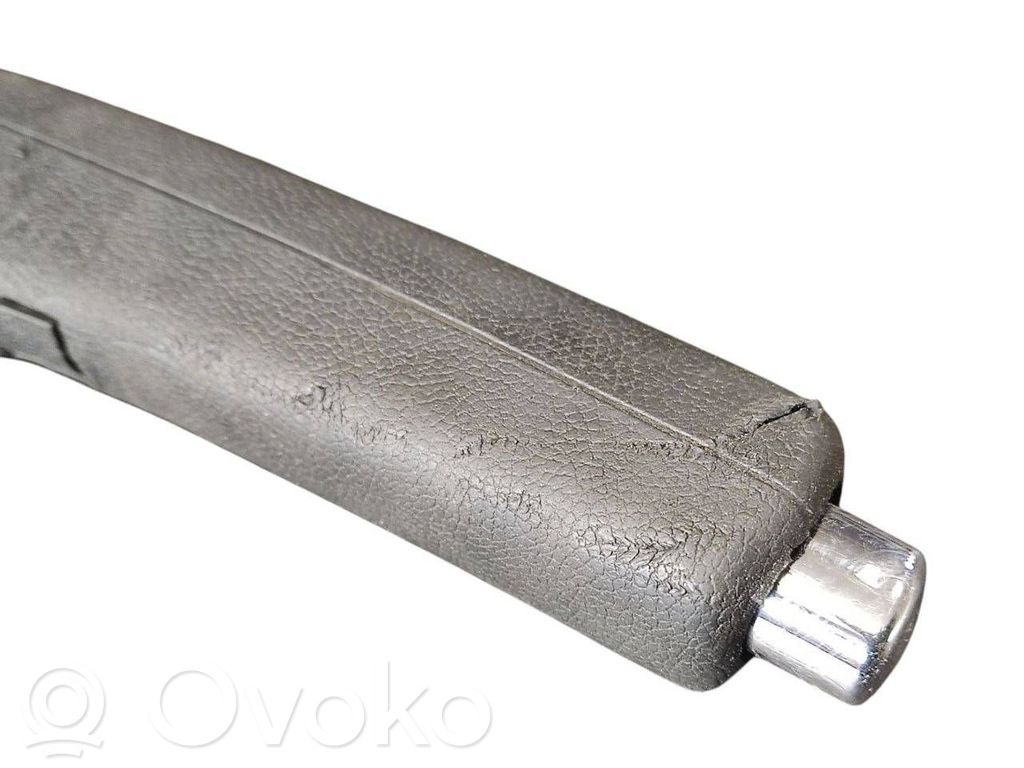 Rokas bremzes atbrīvošanas rokturis