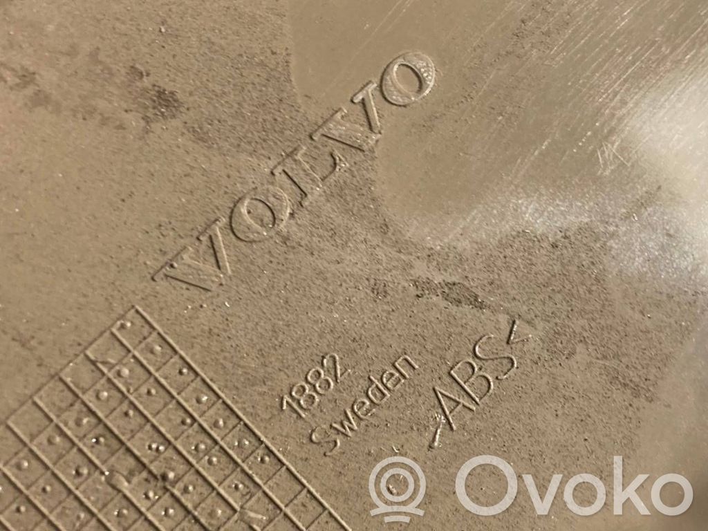 Cita veida bagāžnieka dekoratīvās apdares detaļa