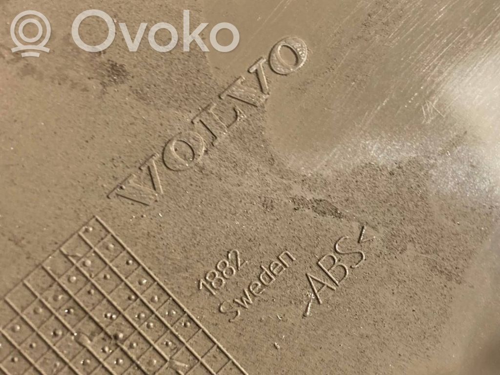 Cita veida bagāžnieka dekoratīvās apdares detaļa