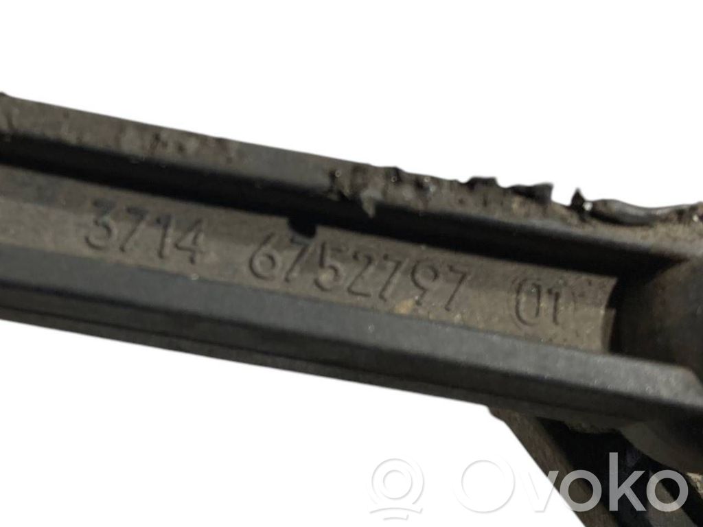 Aizmugurē balstiekārtas augstuma sensors