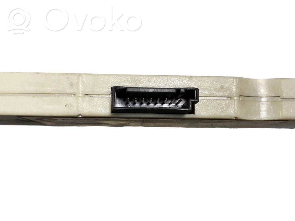 Antenna control unit