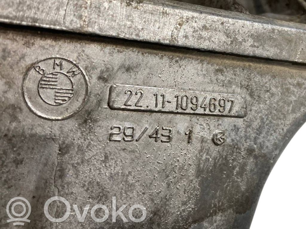 Кронштейн крепления двигателя