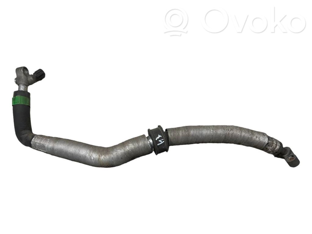 Air conditioner pipe(s) / hose(s)