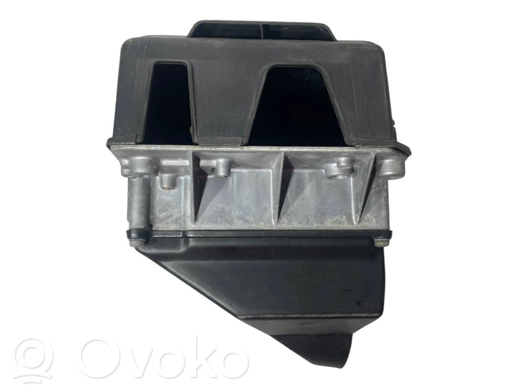 Air filter box