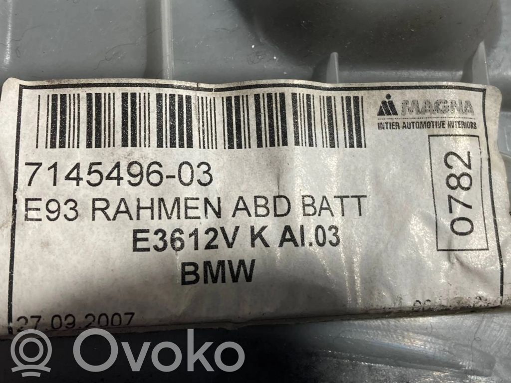 Cita veida bagāžnieka dekoratīvās apdares detaļa