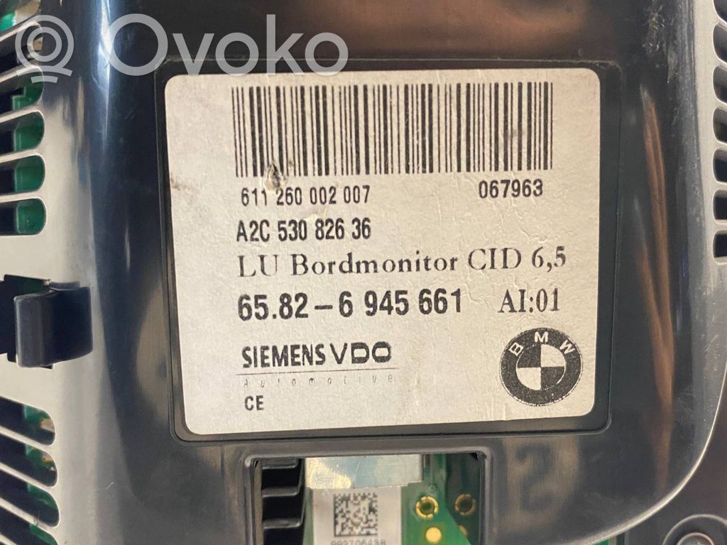 Ekrāns / displejs / mazais ekrāns