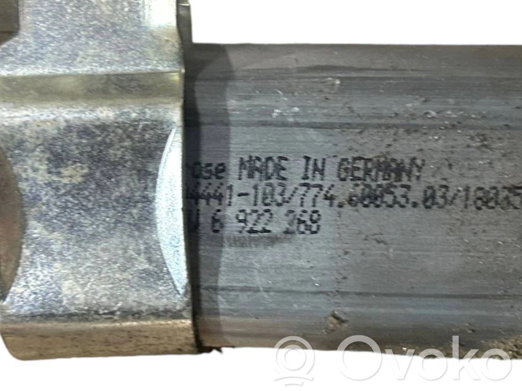 Priekšpusē elektriskā loga pacelšanas mehānisma komplekts