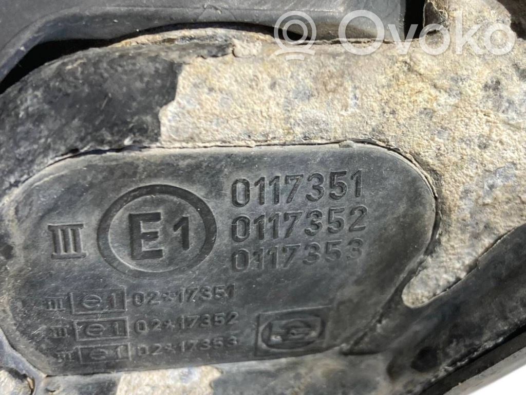 Mirror (electrically controlled)