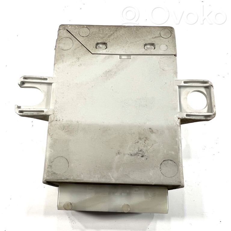 Bagāžnieka pārsega vadības bloks